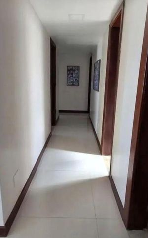 Apartamento para alugar com 210m², 4 quartos e 2 vagas Apartamento para alugar com 210m², 4 quartos e 2 vagasCorredor