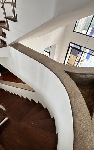 Apartamento para alugar com 692m², 4 quartos e 4 vagasEscadas triplex 