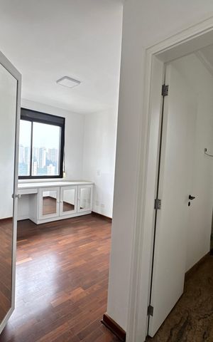 Apartamento para alugar com 692m², 4 quartos e 4 vagasSuite 3