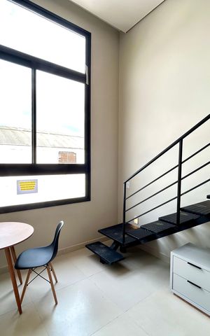 Studio para alugar com 34m², 1 quarto e sem vaga Studio para alugar com 34m², 1 quarto e sem vagaSala