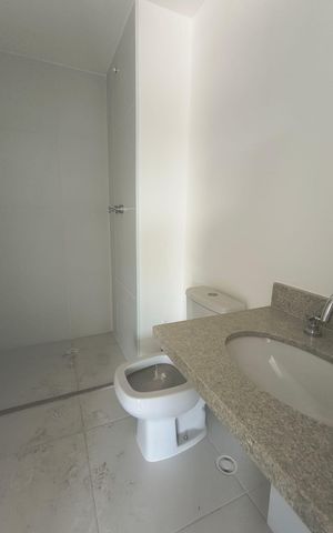 Apartamento à venda com 70m², 3 quartos e 1 vaga Apartamento à venda com 70m², 3 quartos e 1 vagaBanheiro