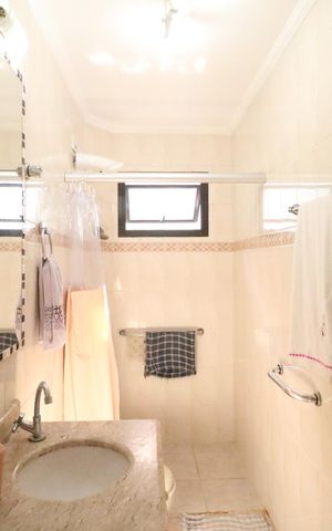 Apartamento à venda com 73m², 2 quartos e 1 vaga Apartamento à venda com 73m², 2 quartos e 1 vagaBanheiro