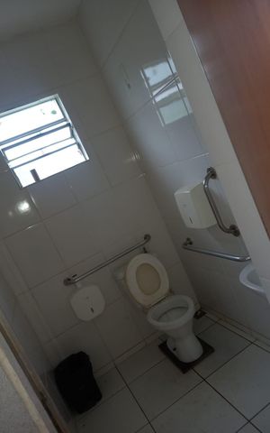 Casa para alugar com 1000m², 25 quartos e 7 vagas Casa para alugar com 1000m², 25 quartos e 7 vagasBanheiro