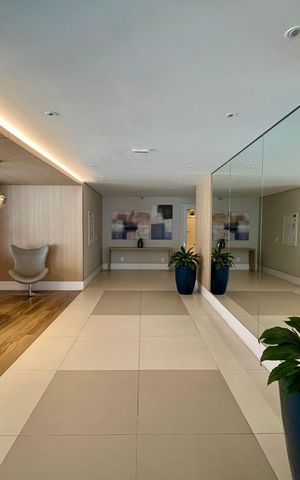 Apartamento à venda com 124m², 1 quarto e 1 vaga Apartamento à venda com 124m², 1 quarto e 1 vagaÁrea comum - Hall de Entrada