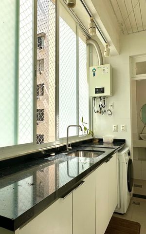 Apartamento à venda com 214m², 5 quartos e 1 vaga