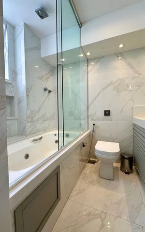 Apartamento à venda com 214m², 5 quartos e 1 vaga