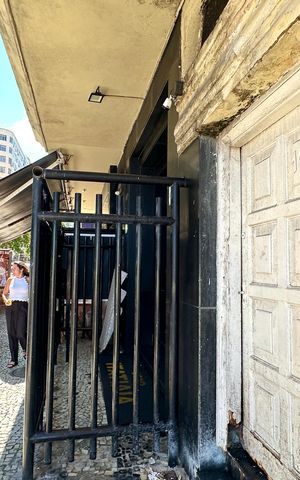 Apartamento à venda com 214m², 5 quartos e 1 vaga