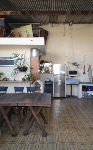 Casa à venda com 300m², 5 quartos e 4 vagasQuintal