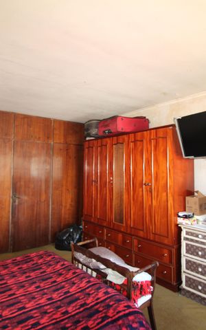 Casa à venda com 300m², 5 quartos e 4 vagasQuarto 2