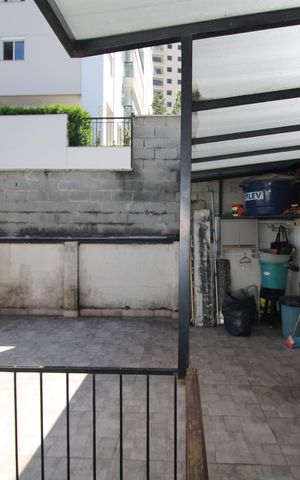 Casa à venda com 300m², 5 quartos e 4 vagasÁrea de Serviço