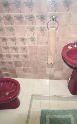 Casa à venda com 300m², 5 quartos e 4 vagasBanheiro