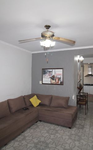 Casa à venda com 300m², 5 quartos e 4 vagasSala 1