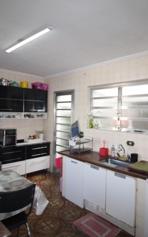 Casa à venda com 300m², 5 quartos e 4 vagasCozinha