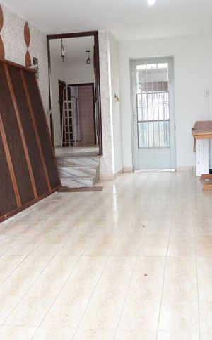 Casa à venda com 162m², 3 quartos e 4 vagasGaragem
