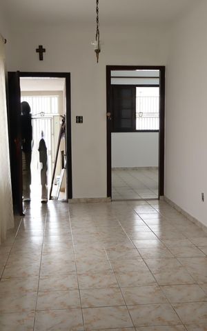 Casa à venda com 162m², 3 quartos e 4 vagasSala