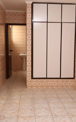 Casa à venda com 162m², 3 quartos e 4 vagasCopa e cozinha