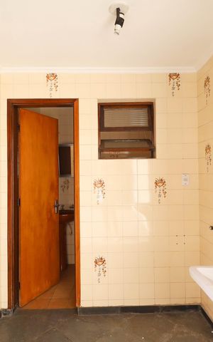 Casa à venda com 150m², 3 quartos e 2 vagas