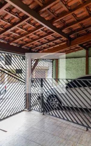 Casa à venda com 180m², 4 quartos e 2 vagas Casa à venda com 180m², 4 quartos e 2 vagasGaragem
