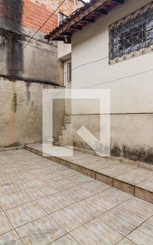 Casa à venda com 180m², 4 quartos e 2 vagas Casa à venda com 180m², 4 quartos e 2 vagasÁrea Externa