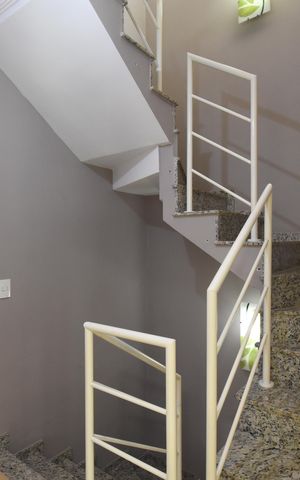 Casa para alugar com 190m², 3 quartos e 2 vagasCorredor/Escada