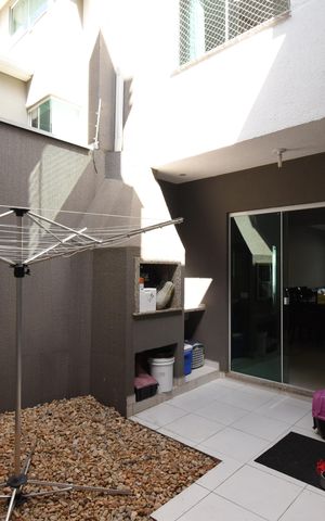 Casa para alugar com 190m², 3 quartos e 2 vagasÁrea com Churrasqueira