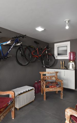 Casa para alugar com 190m², 3 quartos e 2 vagasVaranda/Garagem