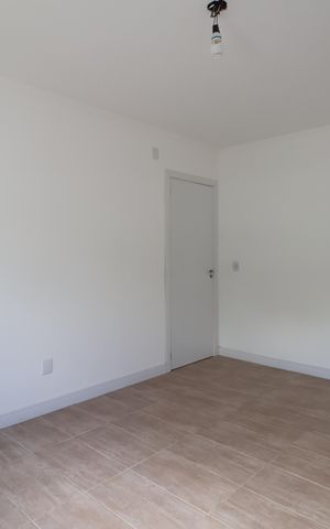 Casa à venda com 327m², 5 quartos e 3 vagasQuarto Suíte