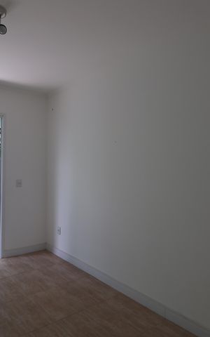 Casa à venda com 327m², 5 quartos e 3 vagasEscritório