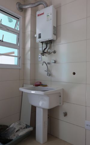 Casa à venda com 327m², 5 quartos e 3 vagasLavanderia 