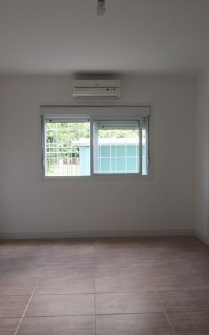 Casa à venda com 327m², 5 quartos e 3 vagasQuarto Suíte
