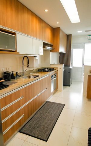 Apartamento para alugar com 131m², 3 quartos e 2 vagas Apartamento para alugar com 131m², 3 quartos e 2 vagasCozinha