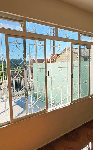 Casa à venda com 125m², 3 quartos e 2 vagas