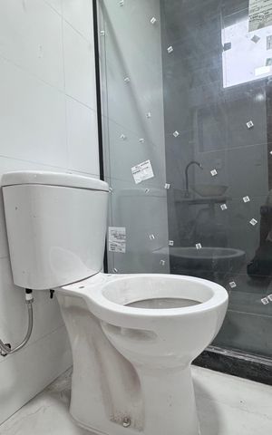 Casa de condomínio à venda com 410m², 4 quartos e 2 vagas Casa de condomínio à venda com 410m², 4 quartos e 2 vagasSuíte 3 - Banheiro