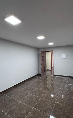 Casa de condomínio à venda com 410m², 4 quartos e 2 vagas Casa de condomínio à venda com 410m², 4 quartos e 2 vagasSuíte 1