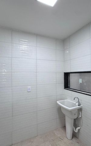 Casa de condomínio à venda com 410m², 4 quartos e 2 vagas Casa de condomínio à venda com 410m², 4 quartos e 2 vagasÁrea de Serviço