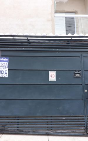 Casa à venda com 118m², 3 quartos e 2 vagasFachada 
