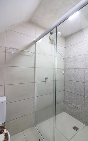 Casa à venda com 118m², 3 quartos e 2 vagasBanheiro Social