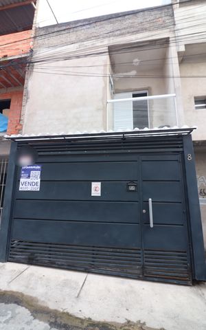 Casa à venda com 118m², 3 quartos e 2 vagasFachada 