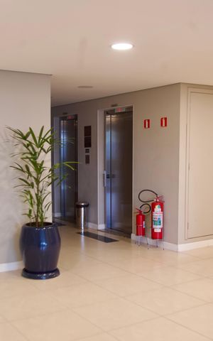 Apartamento à venda com 80m², 1 quarto e 2 vagas Apartamento à venda com 80m², 1 quarto e 2 vagasHall