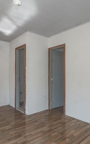 Casa à venda com 130m², 2 quartos e 1 vagaQuarto Suíte