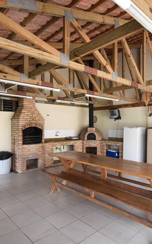 Apartamento à venda com 82m², 3 quartos e 2 vagas Apartamento à venda com 82m², 3 quartos e 2 vagasChurrasqueira