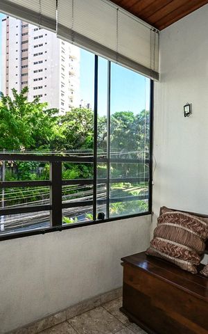 Apartamento à venda com 82m², 3 quartos e 2 vagasVaranda