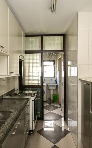 Apartamento à venda com 82m², 3 quartos e 2 vagasCozinha