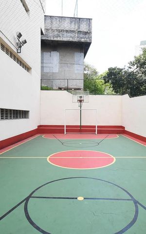 Apartamento à venda com 82m², 3 quartos e 2 vagas Apartamento à venda com 82m², 3 quartos e 2 vagasQuadra