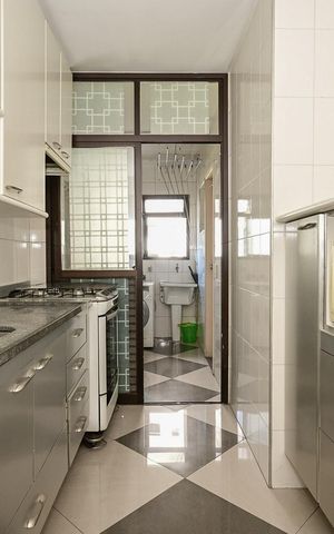 Apartamento à venda com 82m², 3 quartos e 2 vagasCozinha