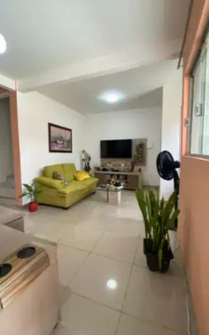 Casa para alugar com 160m², 3 quartos e 1 vagaSala