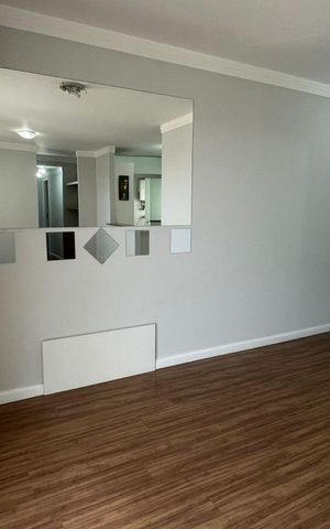 Apartamento para alugar com 87m², 3 quartos e 1 vaga Apartamento para alugar com 87m², 3 quartos e 1 vagaSala