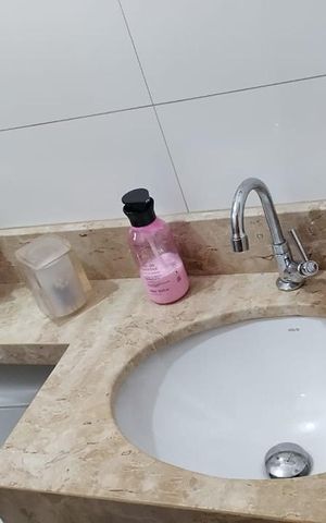 Apartamento à venda com 90m², 2 quartos e 1 vaga Apartamento à venda com 90m², 2 quartos e 1 vagaBanheiro