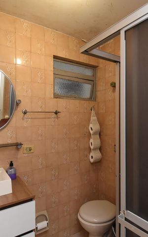 Casa à venda com 80m², 3 quartos e 1 vagaBanheiro