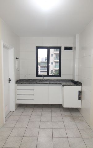 Apartamento à venda com 94m², 3 quartos e 2 vagasCozinha